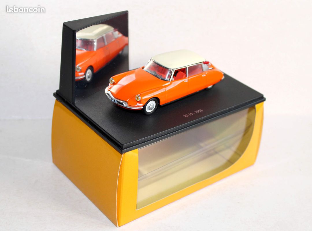 Citroën ID 19 Break – Grand Modèle 1/24 – Métal Orange Bicolore – Parfait état