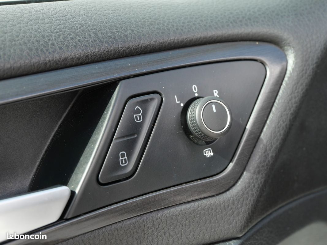 VOLKSWAGEN GOLF (7) 2.0 TSI 245 DSG7 GTI Performance (image 15)