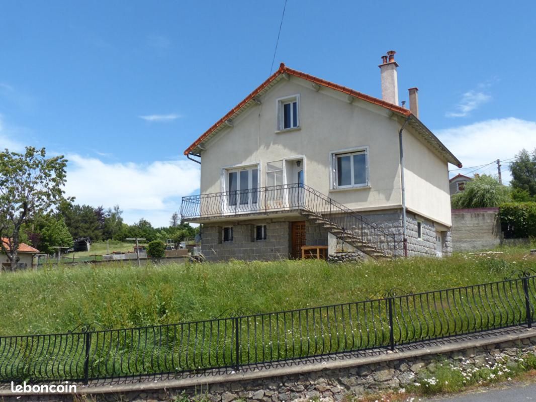 Maison 4 pièces 109 m² · à Laussonne · 109 m² · 159 000 €