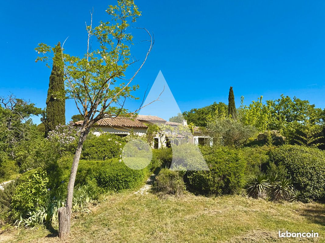 Maison 12 pièces 323 m² · à Aix-en-Provence · 323 m² · 1 105 000 €