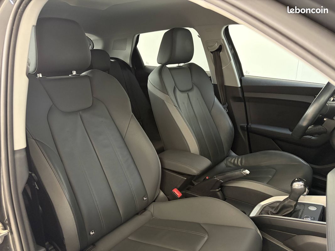 AUDI A1 Sportback 30 TFSI 116 ch S tronic 7 Design Luxe (image 18)