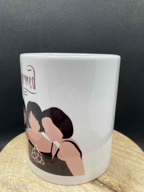 ☕ Mug en Céramique – Charmed ✨🔮 (image 2)