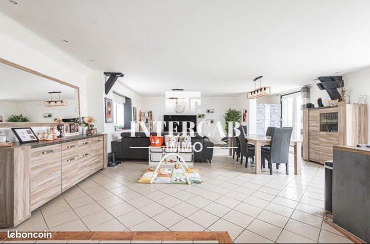 Maison 5 pièces 150 m² · à Courmas · 150 m² · 373 000 €