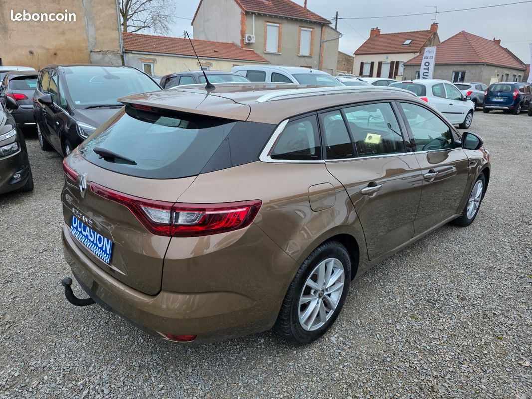 Renault MEGANE 4 1.5 DCI 90 CV BREAK + ATTELAGE (image 3)