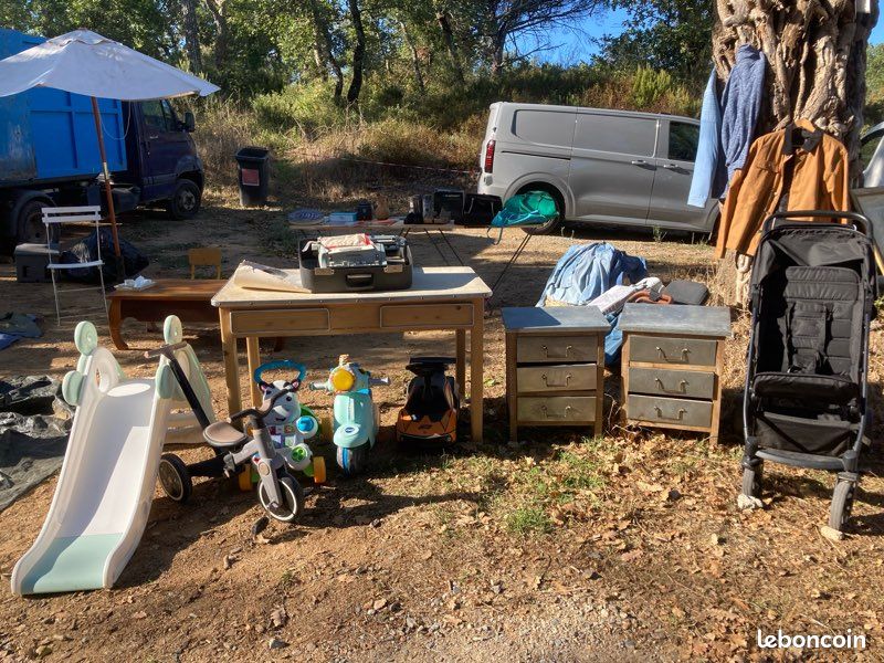 Vends lots de jeux toboggan et velo et trotteur enfants (image 1)