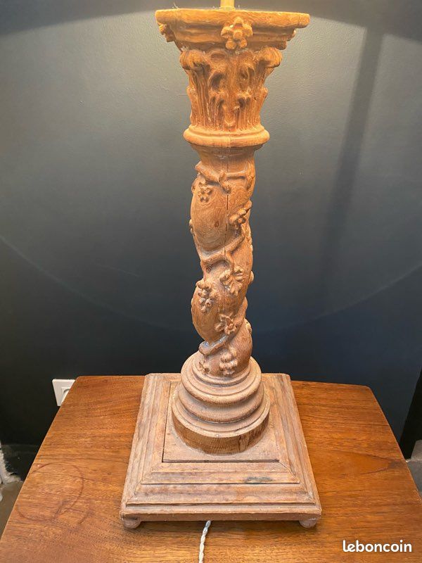 Paire de pieds de lampe sculpté (image 2)