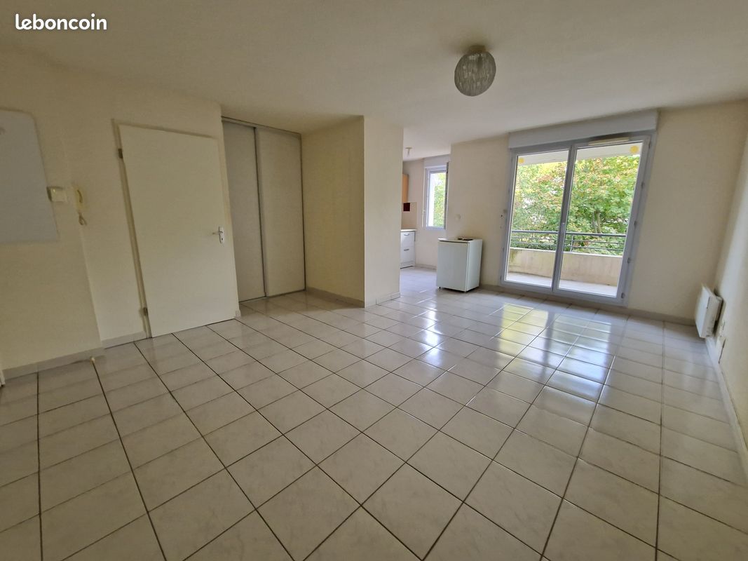 Appartement 2 pièces 48 m² · à Gaillac · 48 m² · 580 €