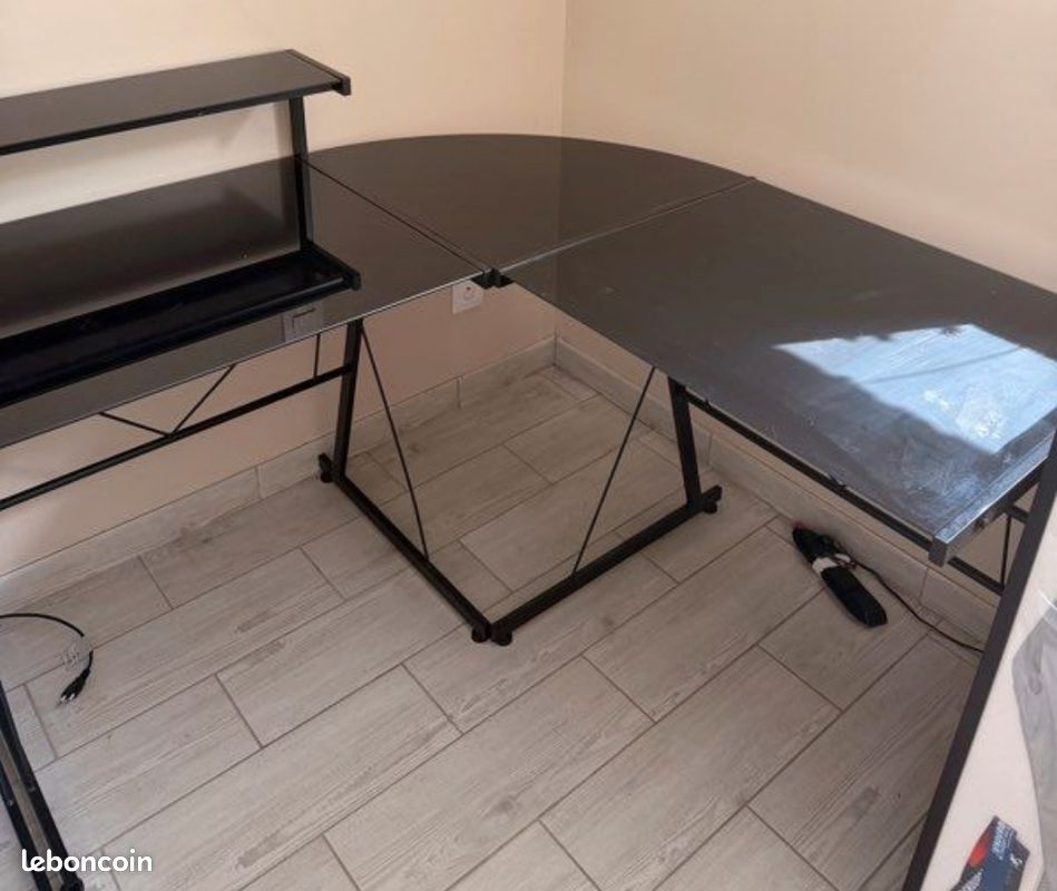 Bureau en verre Noir (image 1)