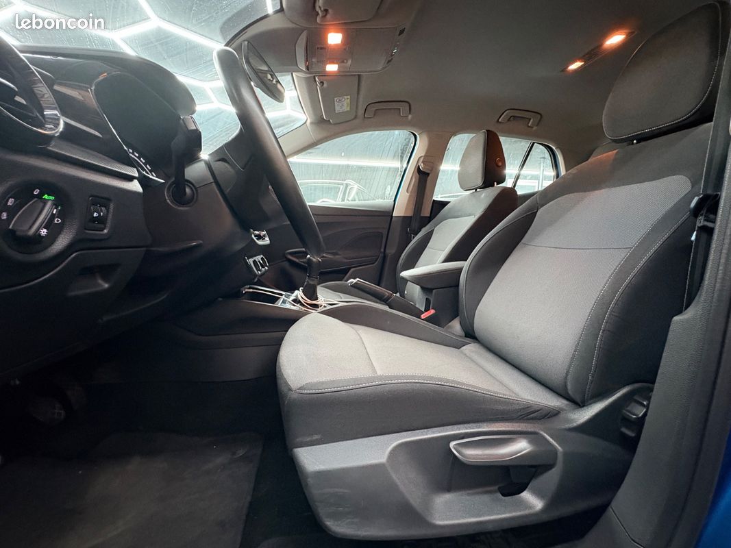 Skoda FABIA 1.0 TSI 95 CH BVM5 Ambition 2EME MAIN + CARPLAY + RADARS AV/AR + GARANTIE 12 MOIS (image 8)