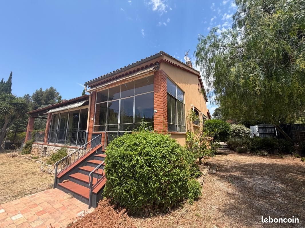 Maison 4 pièces 93 m² · à Sanary-sur-Mer · 93 m² · 564 500 €