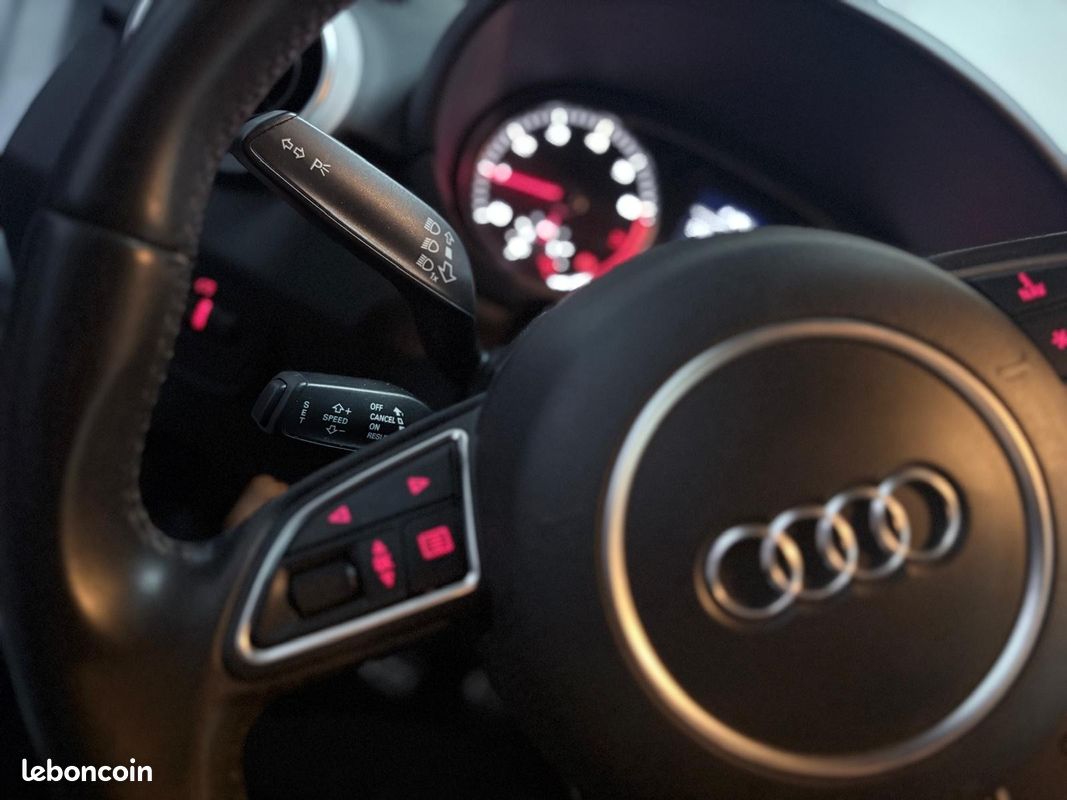 AUDI A1 SPORTBACK 1.2 TFSI 86 S line *REVISION A JOUR* *CT OK* *PLAQUETTES DE FREIN NEUVES (image 27)