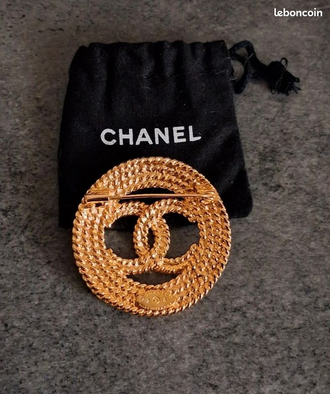 Magnifique grande broche Chanel authentique (image 3)
