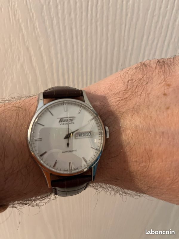 Montre Tissot Héritage Visodate automatique (image 2)