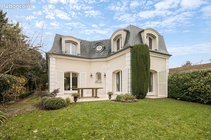 Maison 7 pièces 185 m²