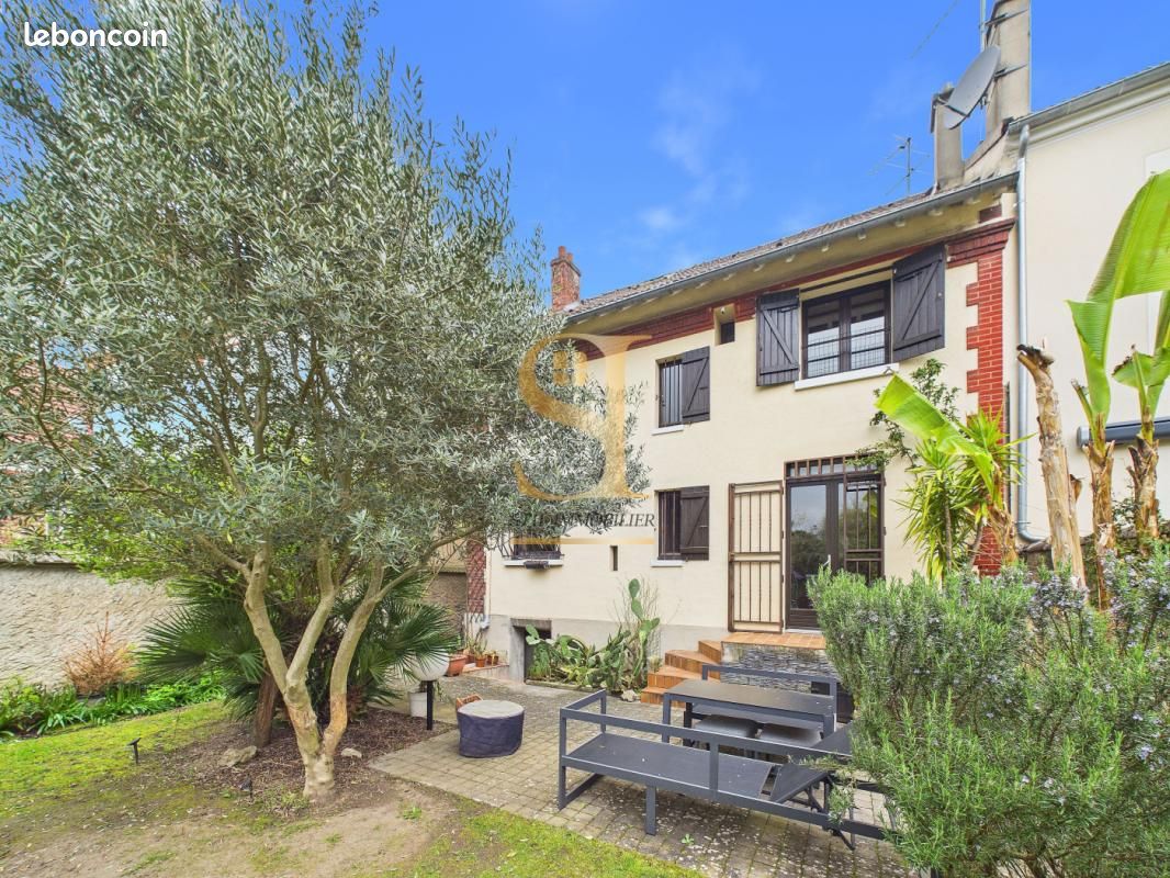 Maison 7 pièces 220 m² (image 1)