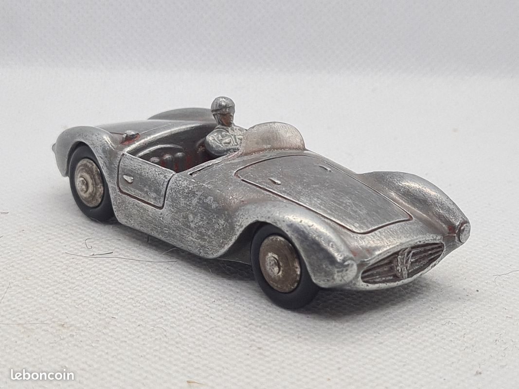 Voiture Miniature Dinky Toys Meccano Maserati 2000 Sport Réf. 22A - Échelle 1:43, Occasion, Made In France