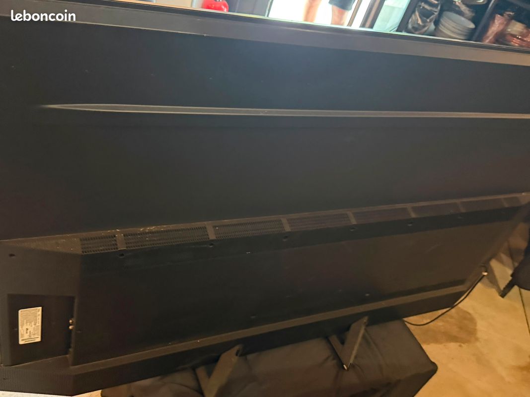 Vends Téléviseur TCL QLED 189cm (image 2)