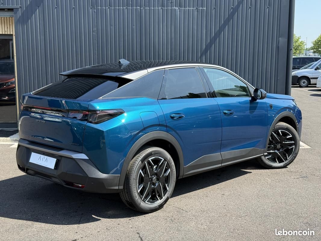 Peugeot 3008 GT EXLUSIVE HYBRID 145 CH (image 3)