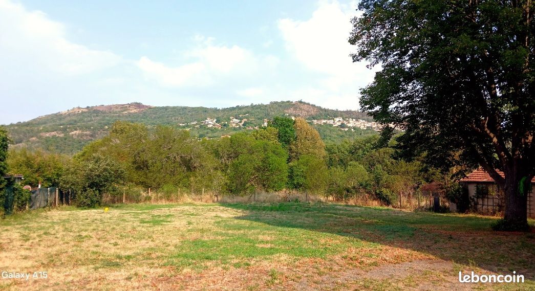 Maison 6 pièces 130 m² · à Vic-le-Comte · 130 m² · 290 000 €