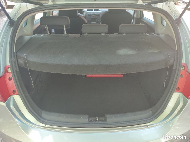 Seat LEON 2.0 TDI140 STYLANCE (image 25)