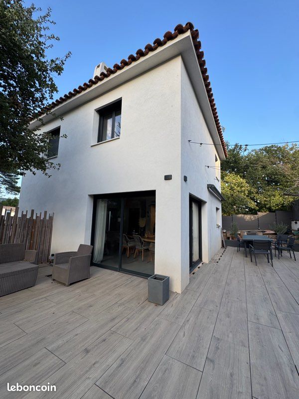Maison 5 pièces 122 m² · à La Destrousse · 122 m² · 550 000 €