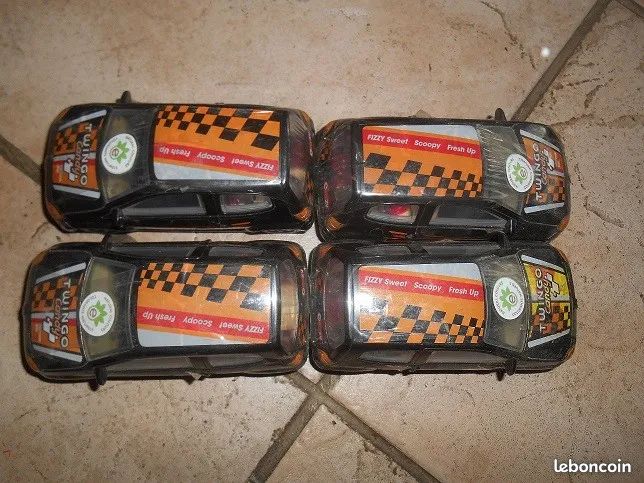 Lot de 3 voitures neuf (image 1)