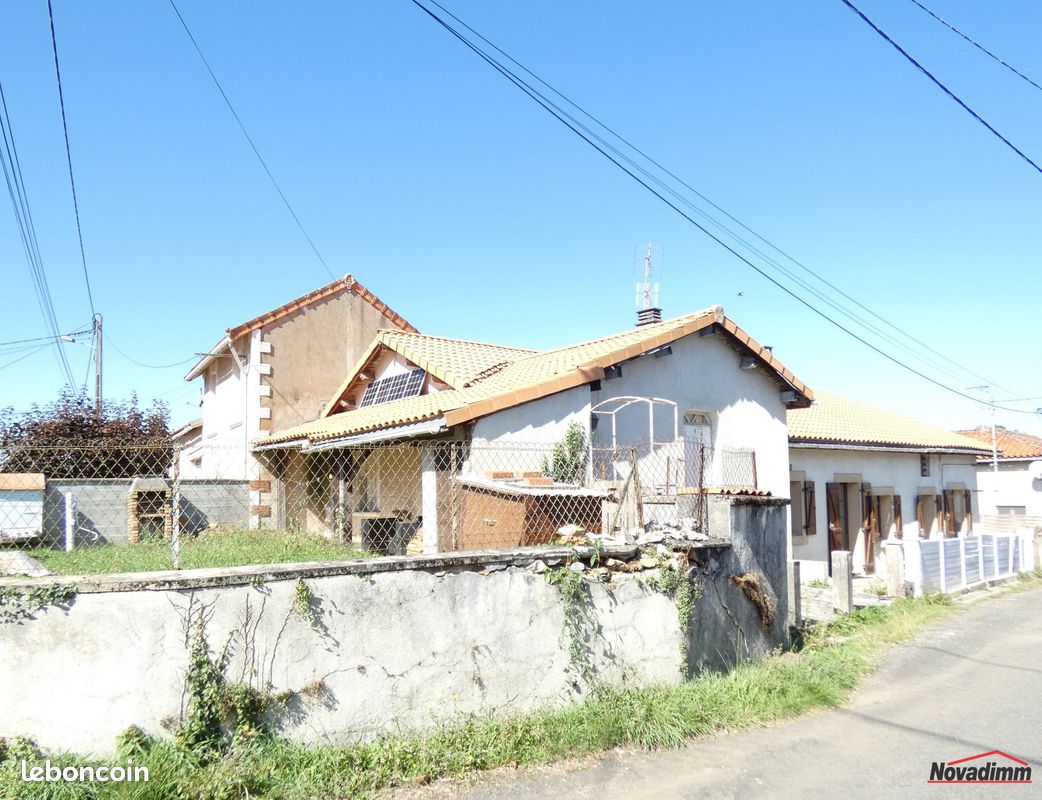 Maison 3 pièces 112 m² - Nieuil 16270 (image principale 2)