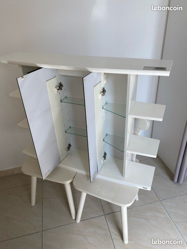 Armoire de Toilette / Meuble de Rangement Haut Salle de Bain Mural Suspendu avec 3 Portes Miroir + Éclairage - Très Bon État (image 9)