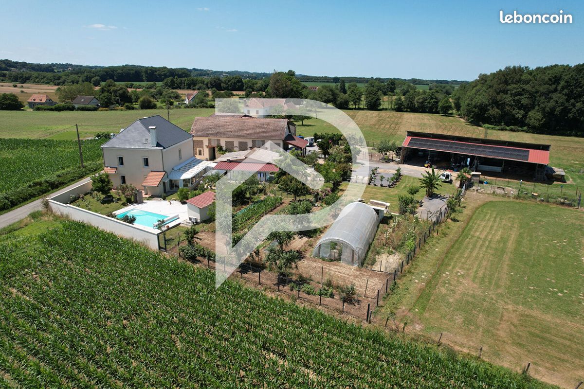 Maison 6 pièces 225 m² · à Arthez-de-Béarn · 225 m² · 499 000 €