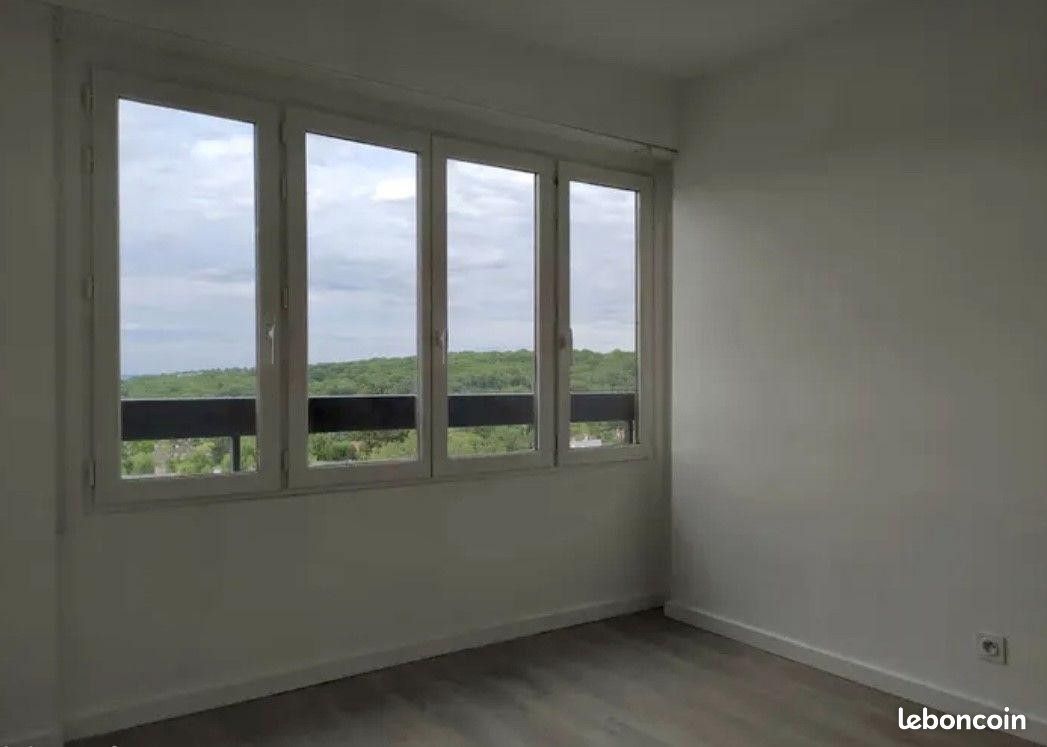 Appartement 4 pièces 83 m² · à La Celle-Saint-Cloud · 83 m² · 1 548 €/mois