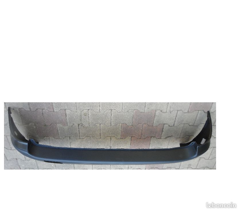 Pare chocs arrière d'origine Hyunda neuf pour Hyundai Matrix jamais monté car le client n'est jamais venu bradé cause retraite-Original rear bumper, new for Hyundai Matrix never mounted sold out ret (image 2)
