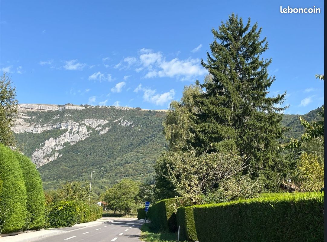 Terrain 822 m² · à Archamps · 320 000 €