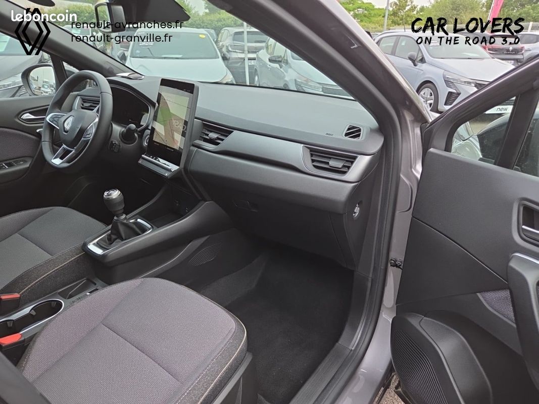 RENAULT Captur TCe 90 ch Techno (image 19)
