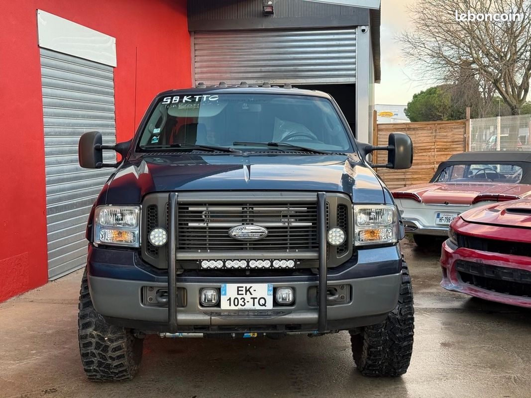 Ford F250 Lariat - V8 6.0 Diesel - TVA Récupérable (image 2)