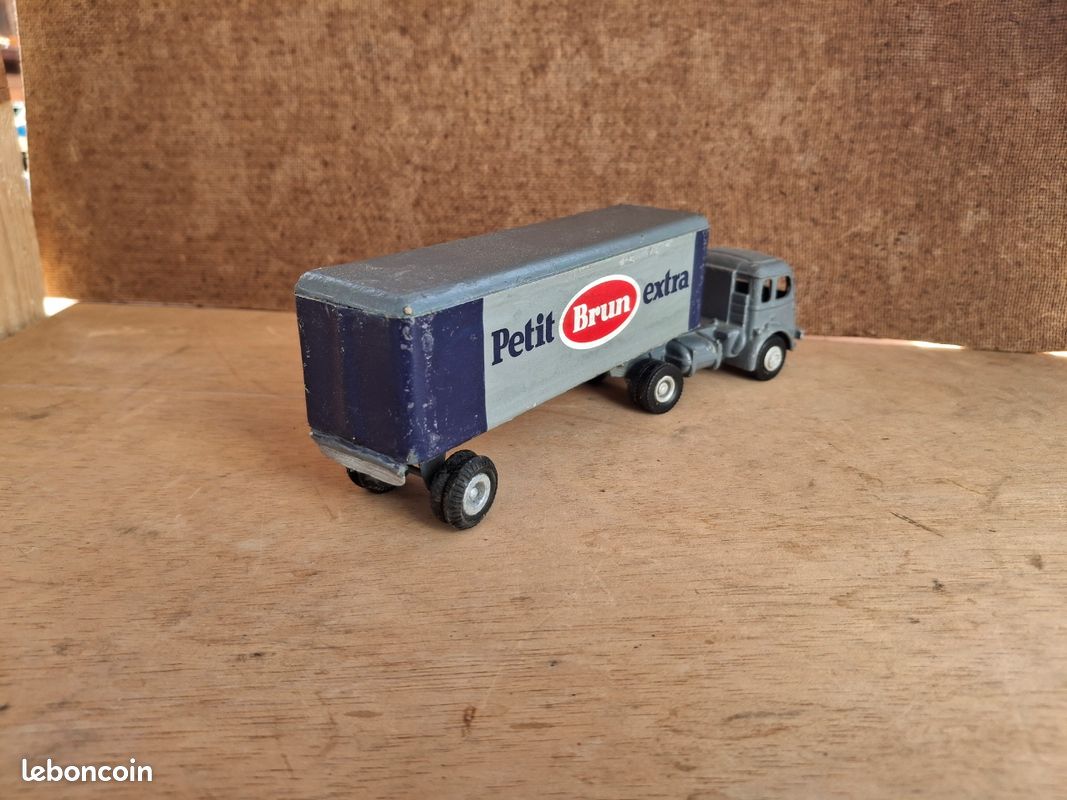 CIJ RENAULT 3/70 Tracteur Semi Remorque 120CV Roues Jaunes EUR 145,00 - FR