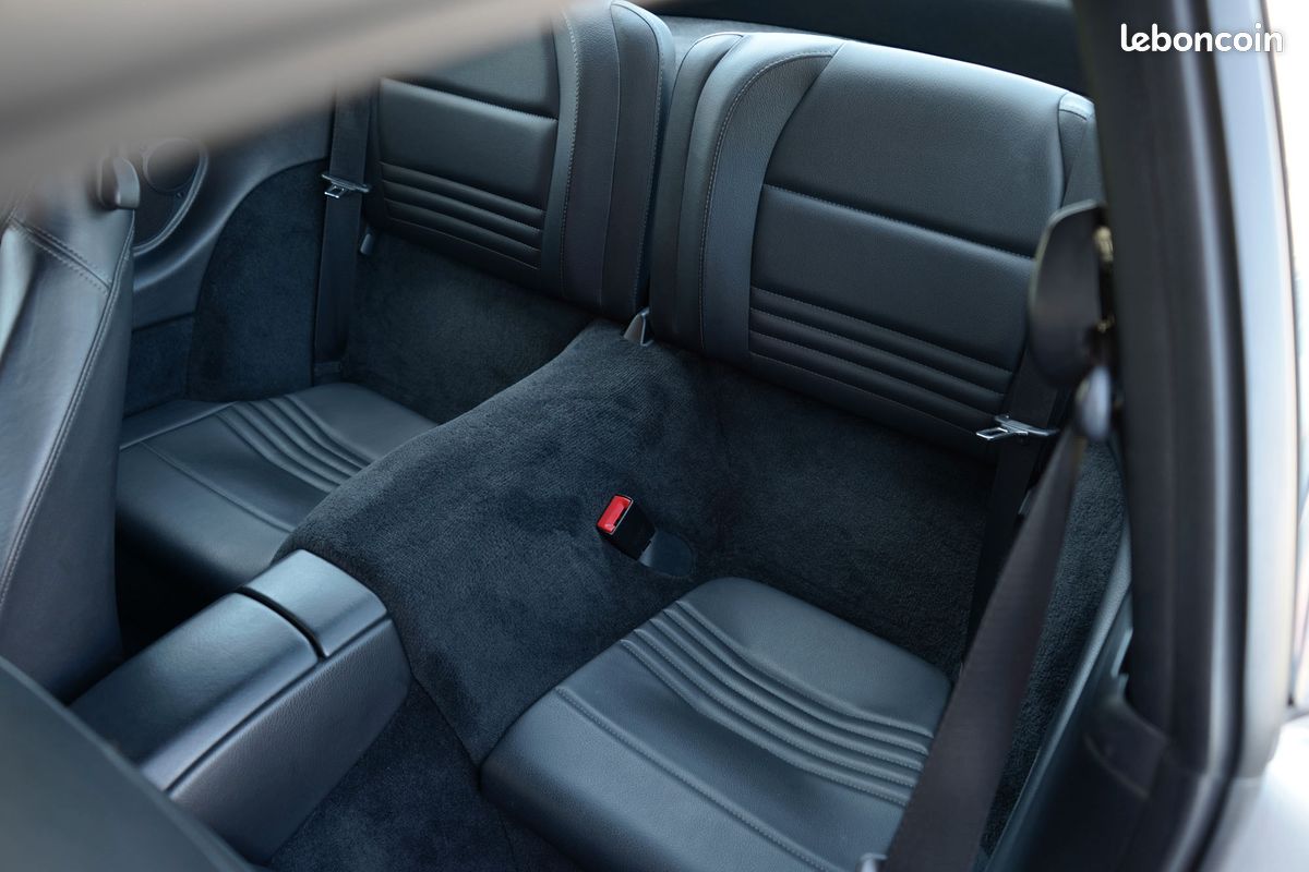 Porsche 996.1 Carrera Boite Mécanique Gris Arctique Intérieur Cuir noir Sièges Chauffants Phares Xénon (image 6)