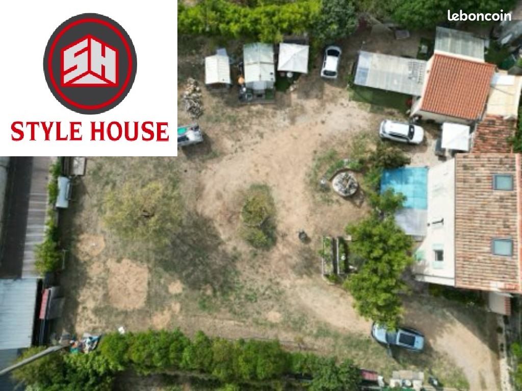 Terrain Roquevaire 500m² · 210 000 €
