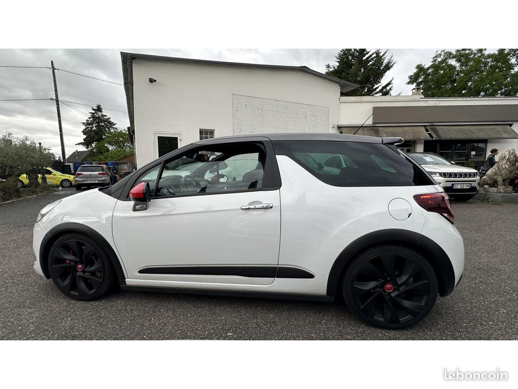 DS DS 3 1.6 THP 16V - 202 BERLINE Racing S. Loeb PHASE 1 (image 6)