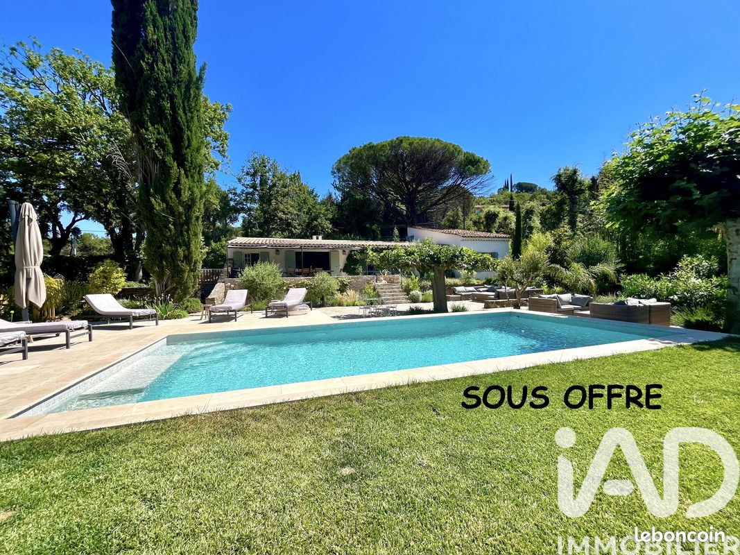 Maison 5 pièces 122 m² · à Grimaud · 122 m² · 1 490 000 €
