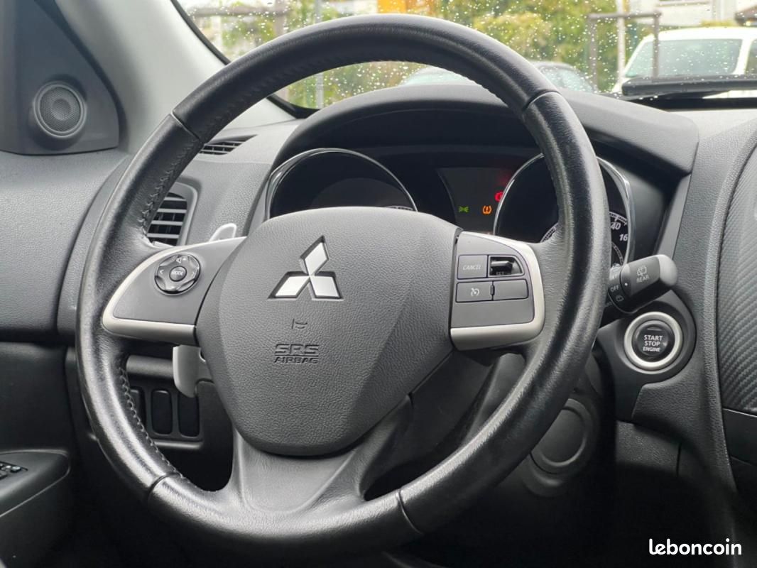 Mitsubishi ASX 2.2 DI-D 150 CH DIAMANT EDITION 4WD - AUTOMATIQUE ATTELAGE GPS CAMÉRA RÉGULATEUR 1... (image 17)
