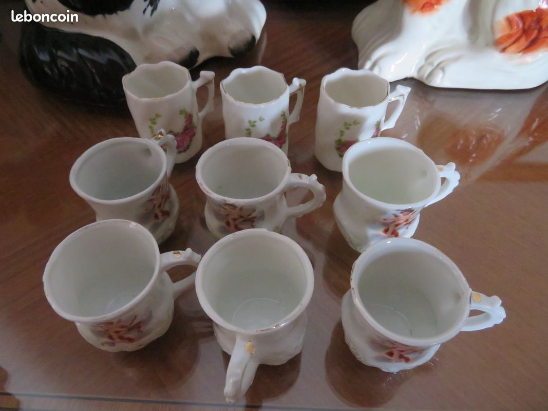 VINTAGE - Série de 11 anciennes petites tasses en biscuit peintes à la main (Début 1900) (image 3)
