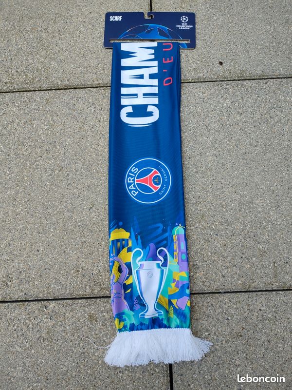 Écharpe officiel psg champions de France 2022 neuve
