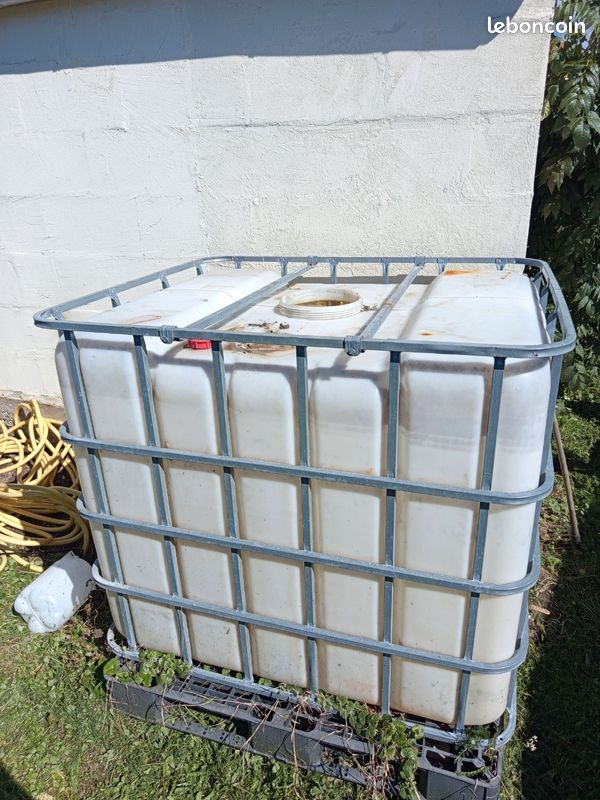 Cuve à eau 1000 litres (image 2)