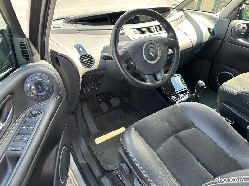Espace 2.0 DCI 175 Intens 1°main GPS DVD Toit Pano Xénon (image 12)
