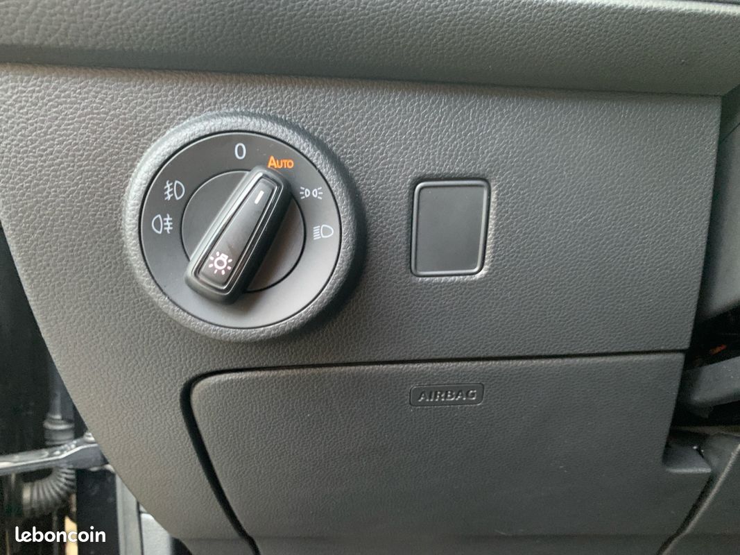 SEAT Ateca 1.5 TSI 150 ch Start/Stop DSG7 FR (image 22)