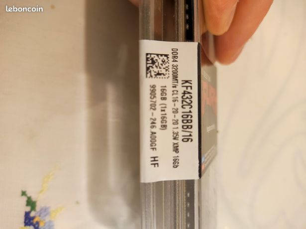 Mémoire RAM PC Bureau Kingston FURY Beast 16Go DDR4 3200MHz (Neuf) 2