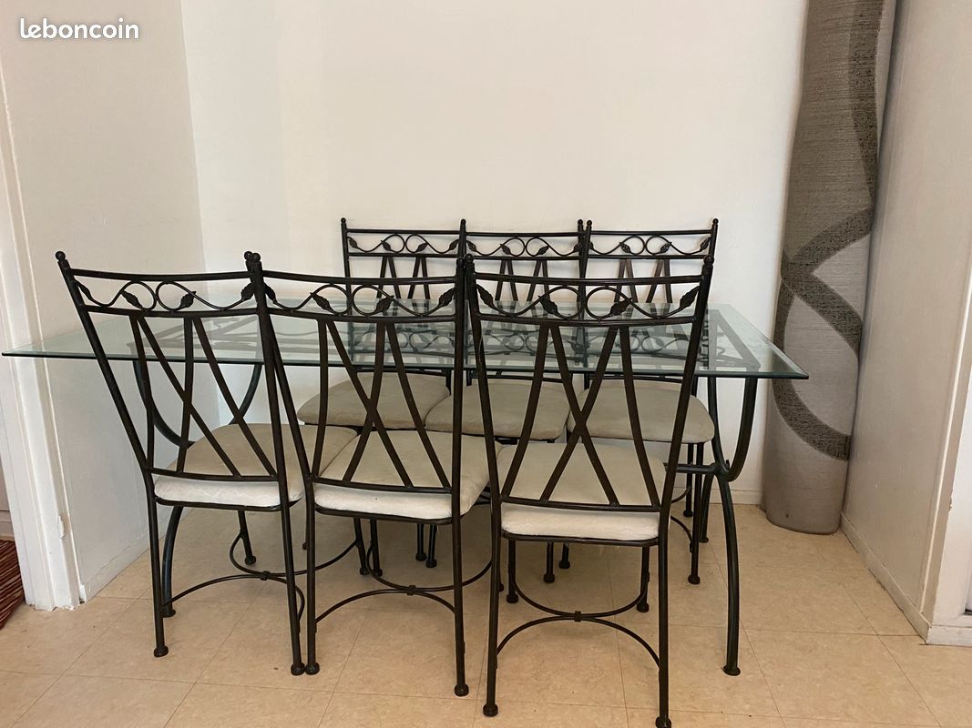 Table en verre (image 2)