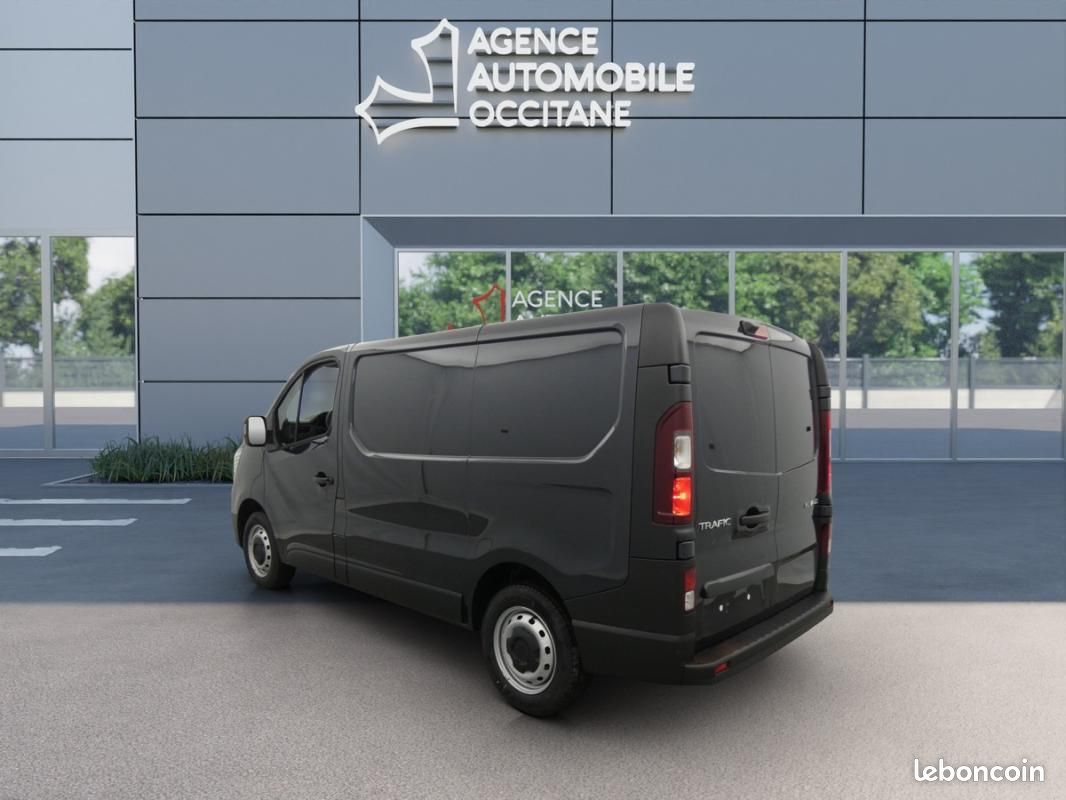 Renault Trafic 26 658 HT ADVANCE FOURGON L2H1 130 ch 3T 2.0 BLUE DCI (image 3)