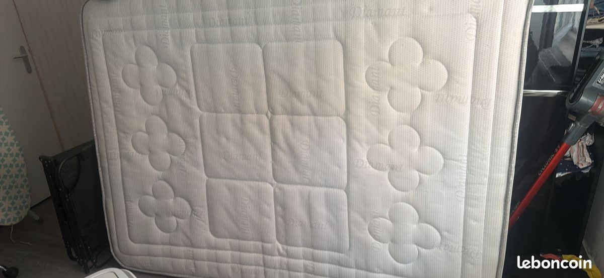 Matelas 2 personnes (image 1)