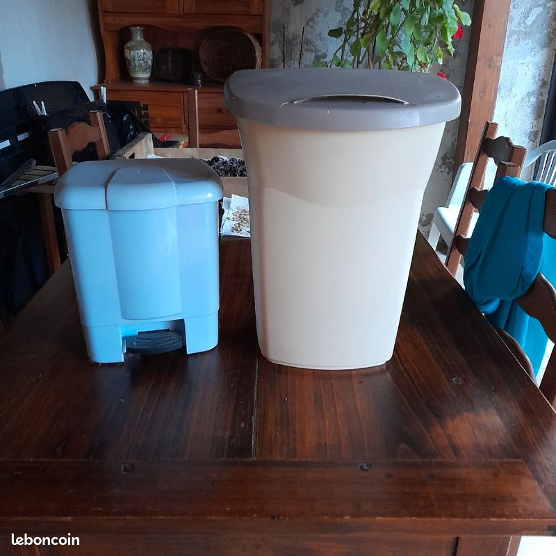Poubelles (image 1)